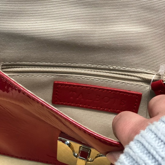 Talbots red patent leather clutch - Picture 4 of 5